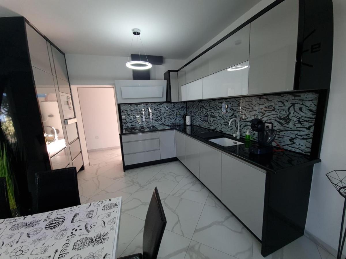 Tj Apartment Krk Town Eksteriør bilde