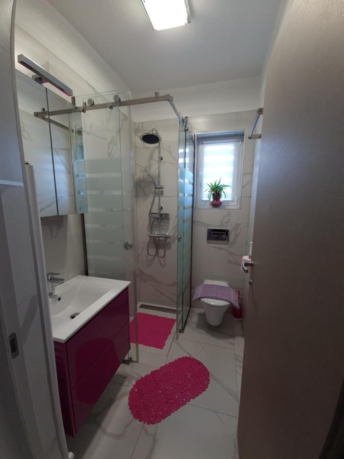 Tj Apartment Krk Town Eksteriør bilde